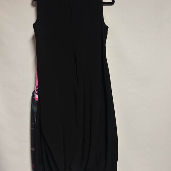 Vibrant Multicolor Sleeveless Midi Dress - Picture 8 of 12